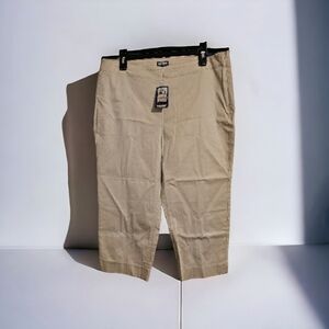 Izod capris sz 12 light khaki NWT
